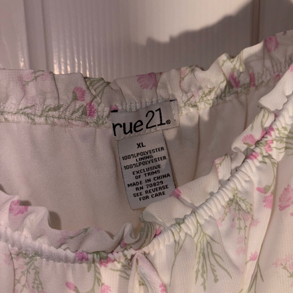Pink Floral Ruffle Top - Picture 2 of 3